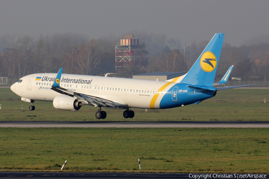 Ukraine International Airlines Boeing 737-8KV (UR-UIA) | Photo 362647