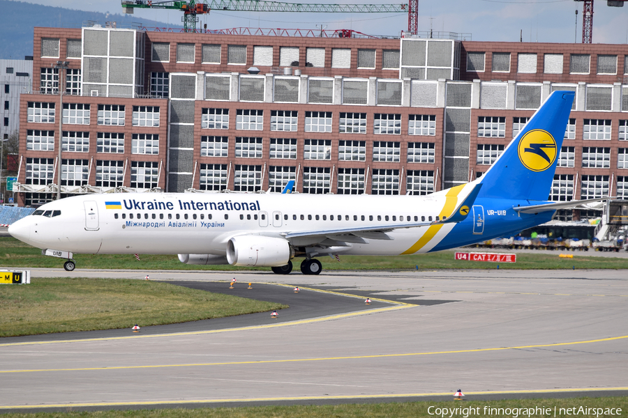 Ukraine International Airlines Boeing 737-8KV (UR-UIB) | Photo 422500