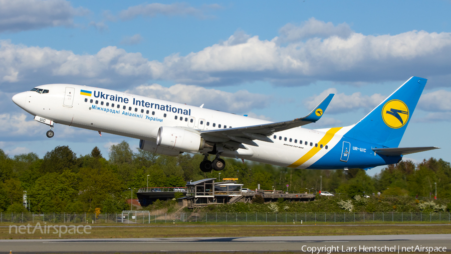 Ukraine International Airlines Boeing 737-8KV (UR-UIC) | Photo 384914