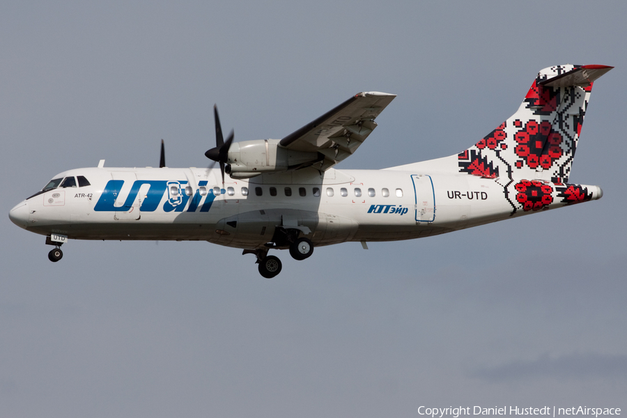 UTair Ukraine ATR 42-300 (UR-UTD) | Photo 411031