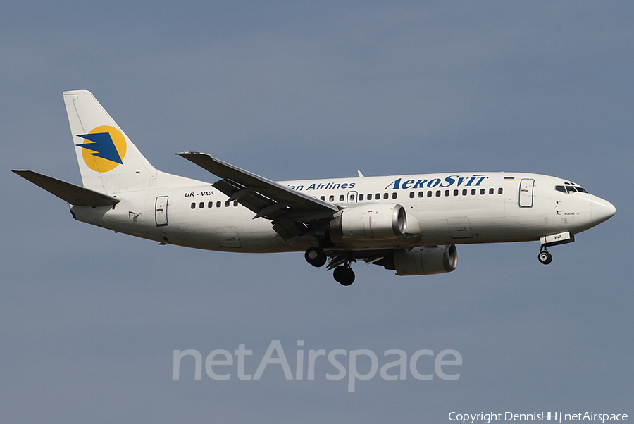 Aerosvit Airlines Boeing 737-3Q8 (UR-VVA) | Photo 409654