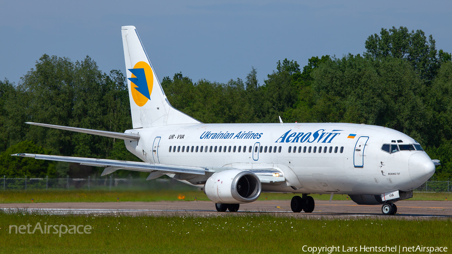 Aerosvit Airlines Boeing 737-3Q8 (UR-VVA) | Photo 416727