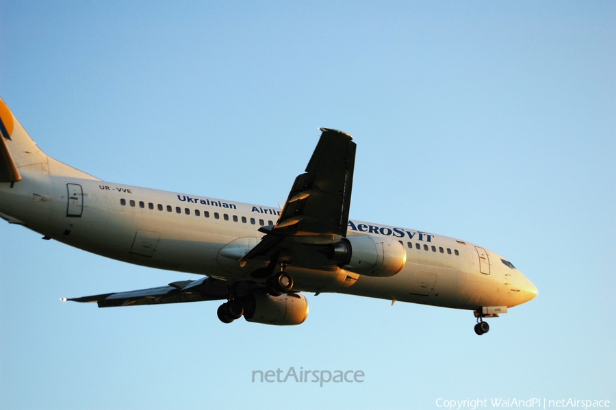 Aerosvit Airlines Boeing 737-448 (UR-VVE) | Photo 442575