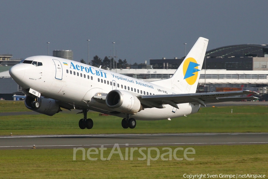 Aerosvit Airlines Boeing 737-5L9 (UR-VVQ) | Photo 381189