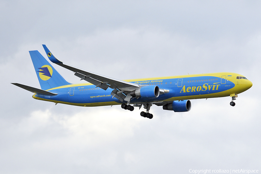 Aerosvit Airlines Boeing 767-33A(ER) (UR-VVV) | Photo 12605
