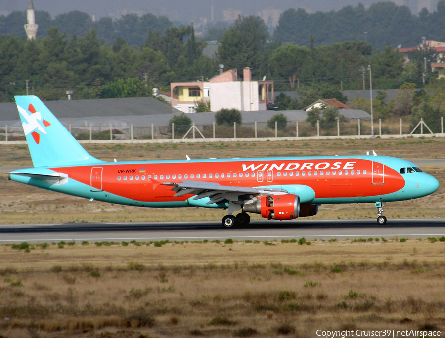 Windrose Airlines Airbus A320-211 (UR-WRK) | Photo 89245