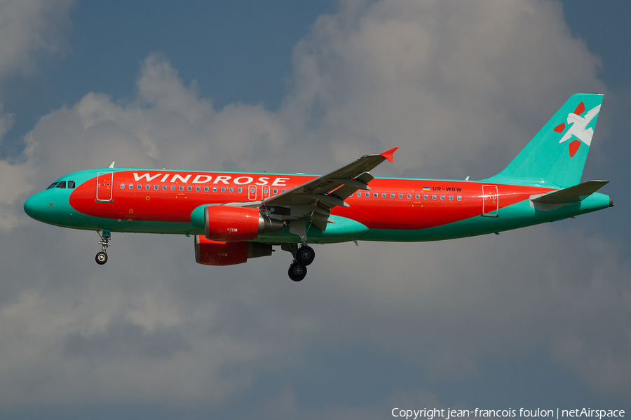 Windrose Airlines Airbus A320-214 (UR-WRW) | Photo 425853