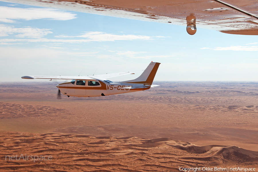 (Private) Cessna 210 Centurion (V5-CEJ) | Photo 36654