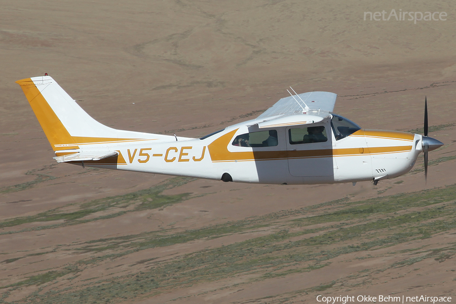 (Private) Cessna 210 Centurion (V5-CEJ) | Photo 36657