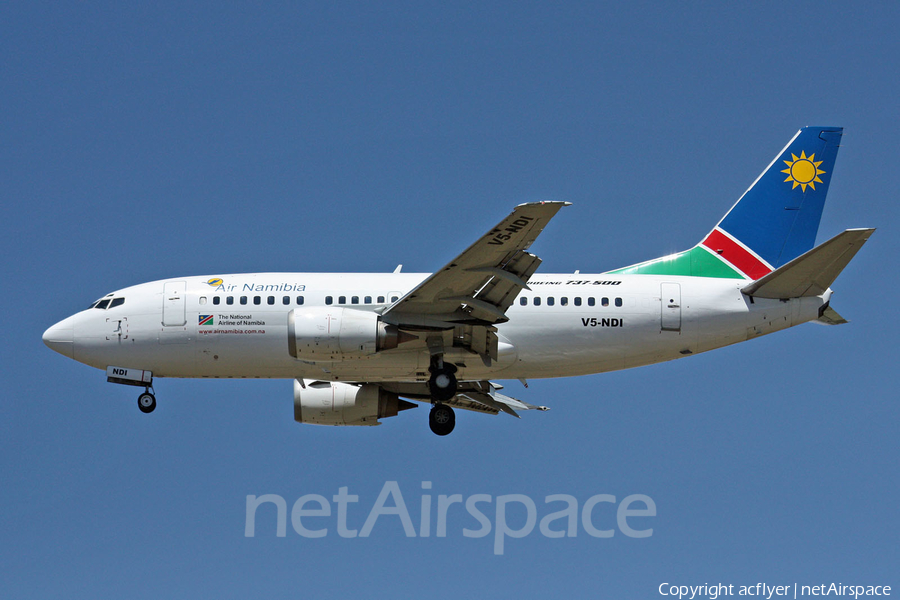 Air Namibia Boeing 737-528 (V5-NDI) | Photo 207623