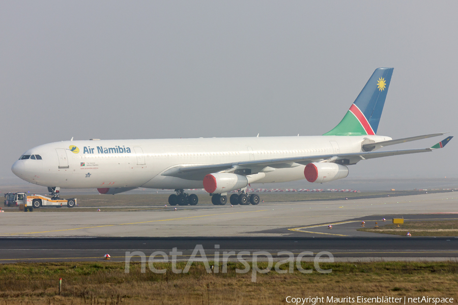 Air Namibia Airbus A340-311 (V5-NME) | Photo 44114