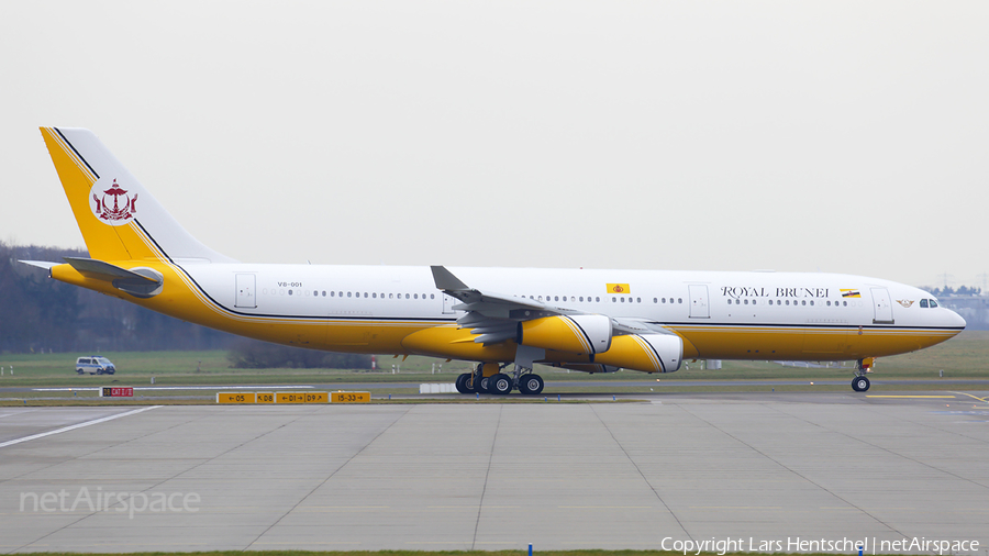 Royal Brunei Airlines Airbus A340-212 (V8-001) | Photo 133736