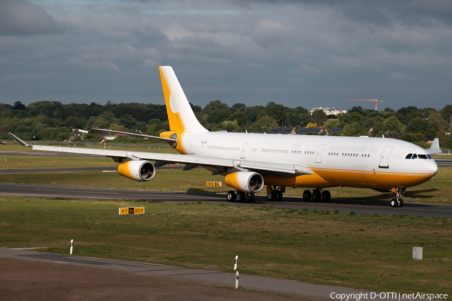 Royal Brunei Airlines Airbus A340-212 (V8-001) | Photo 251025