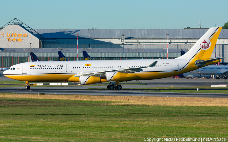 Royal Brunei Airlines Airbus A340-212 (V8-001) | Photo 383302