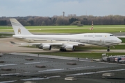 Brunei Sultan's Flight Boeing 747-430 (V8-ALI) at  Hamburg - Fuhlsbuettel (Helmut Schmidt), Germany