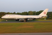 Brunei Sultan's Flight Boeing 747-430 (V8-ALI) at  Hamburg - Fuhlsbuettel (Helmut Schmidt), Germany