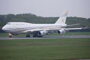 Brunei Sultan's Flight Boeing 747-430 (V8-ALI) at  Hamburg - Fuhlsbuettel (Helmut Schmidt), Germany