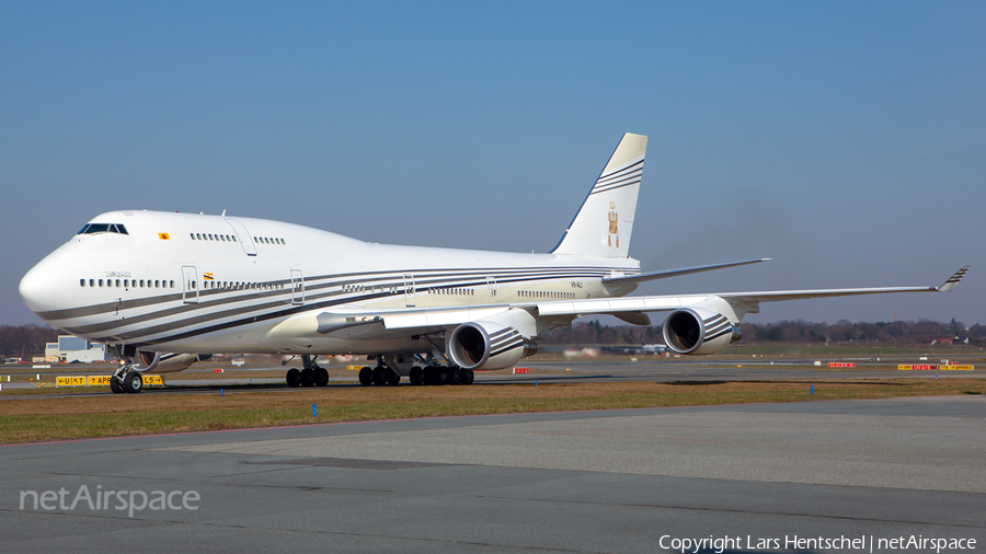 Brunei Sultan's Flight Boeing 747-430 (V8-ALI) | Photo 436135