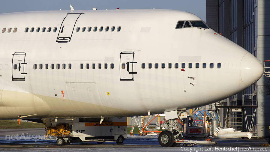 (Private) Boeing 747-430 (V8-ALI) | Photo 220190