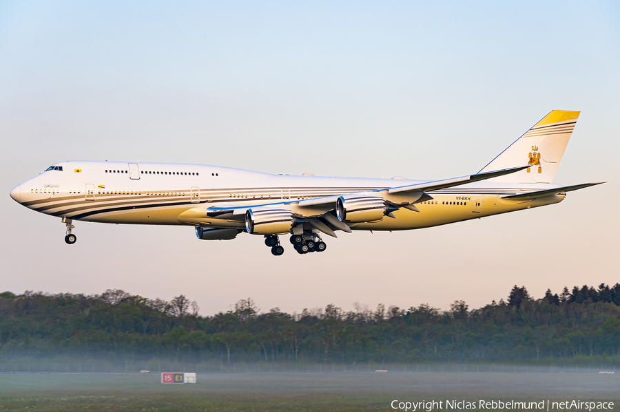 Brunei Sultan's Flight Boeing 747-8LQ(BBJ) (V8-BKH) | Photo 506529