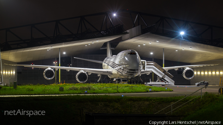 Brunei Sultan's Flight Boeing 747-8LQ(BBJ) (V8-BKH) | Photo 349661