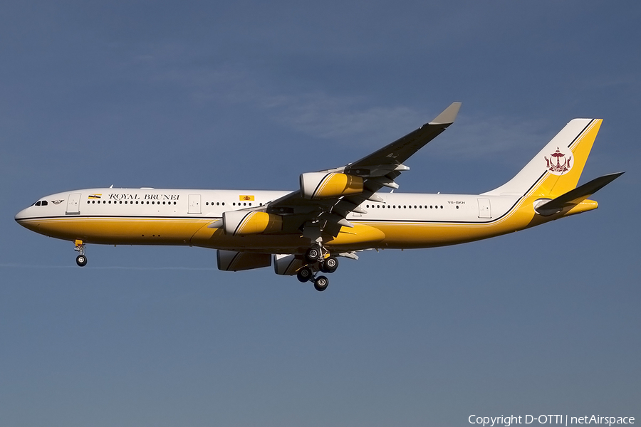 Royal Brunei Airlines Airbus A340-212 (V8-BKH) | Photo 162235