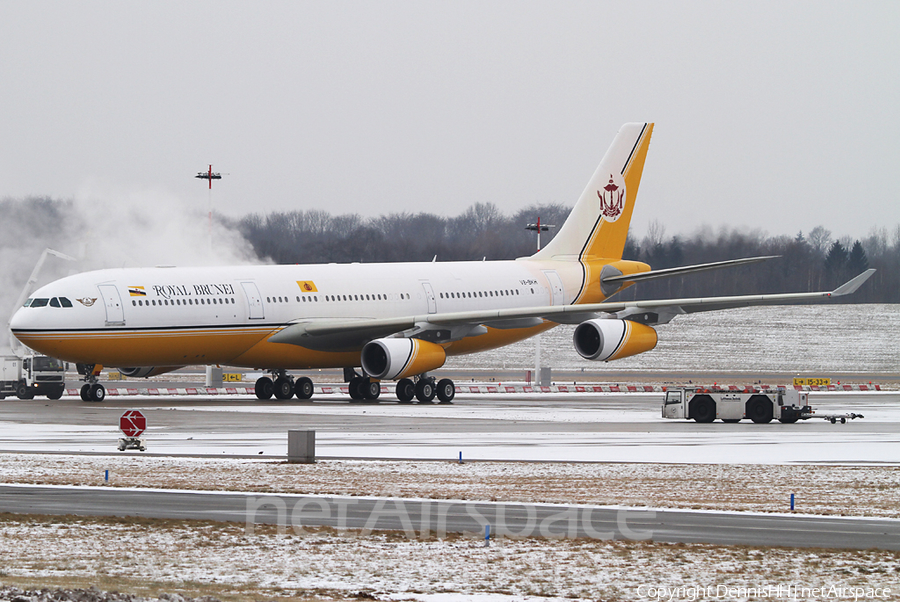 Royal Brunei Airlines Airbus A340-212 (V8-BKH) | Photo 413855