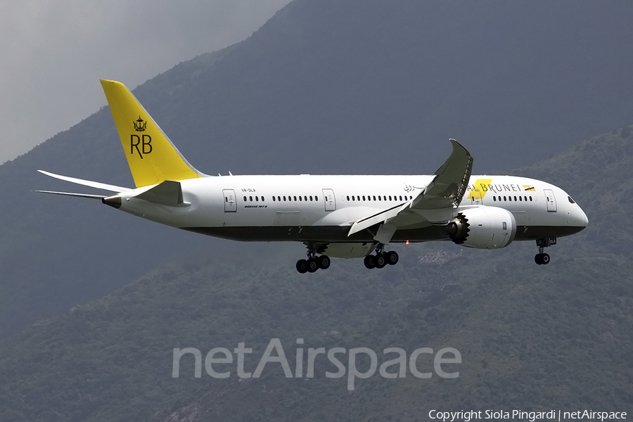 Royal Brunei Airlines Boeing 787-8 Dreamliner (V8-DLA) | Photo 382356