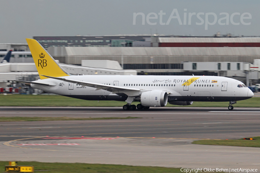 Royal Brunei Airlines Boeing 787-8 Dreamliner (V8-DLD) | Photo 335452