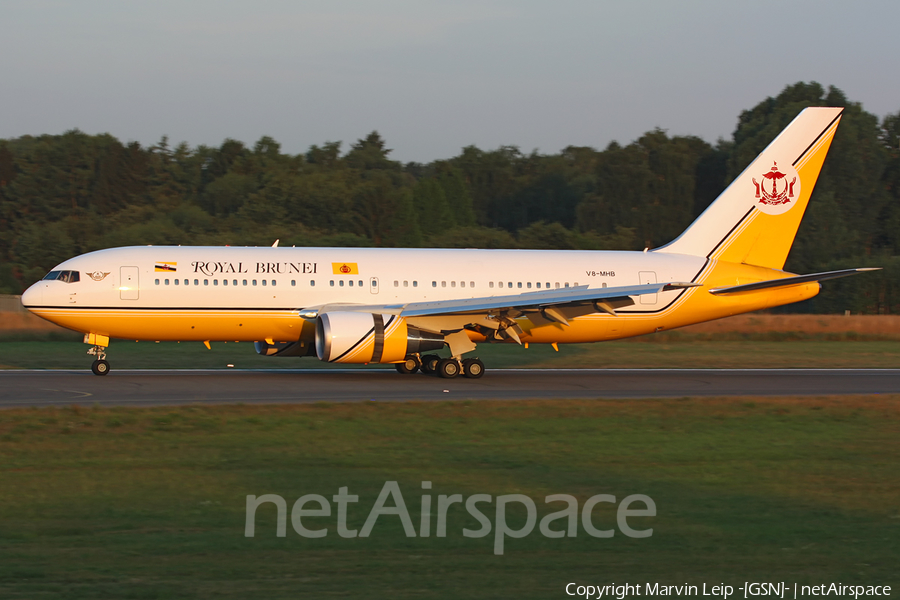 Royal Brunei Airlines Boeing 767-27G(ER) (V8-MHB) | Photo 39060