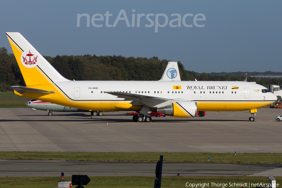 Royal Brunei Airlines Boeing 767-27G(ER) (V8-MHB) | Photo 57333
