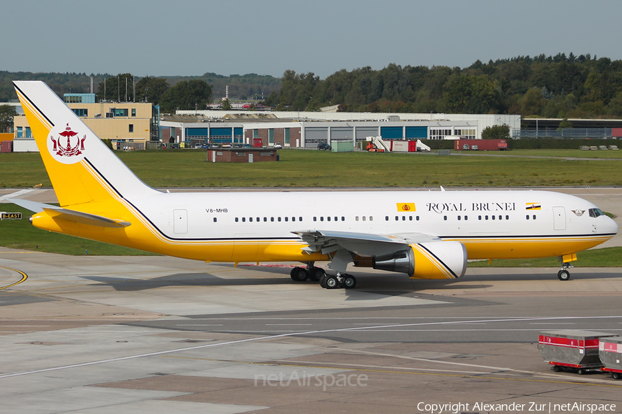 Royal Brunei Airlines Boeing 767-27G(ER) (V8-MHB) | Photo 64659