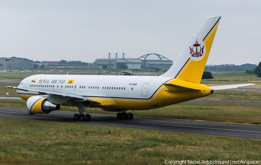 Royal Brunei Airlines Boeing 767-27G(ER) (V8-MHB) | Photo 246625