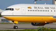 Royal Brunei Airlines Boeing 767-27G(ER) (V8-MHB) at  Hamburg - Fuhlsbuettel (Helmut Schmidt), Germany