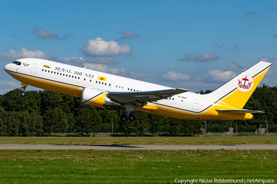 Royal Brunei Airlines Boeing 767-27G(ER) (V8-MHB) | Photo 470513
