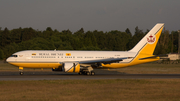 Royal Brunei Airlines Boeing 767-27G(ER) (V8-MHB) at  Hamburg - Fuhlsbuettel (Helmut Schmidt), Germany