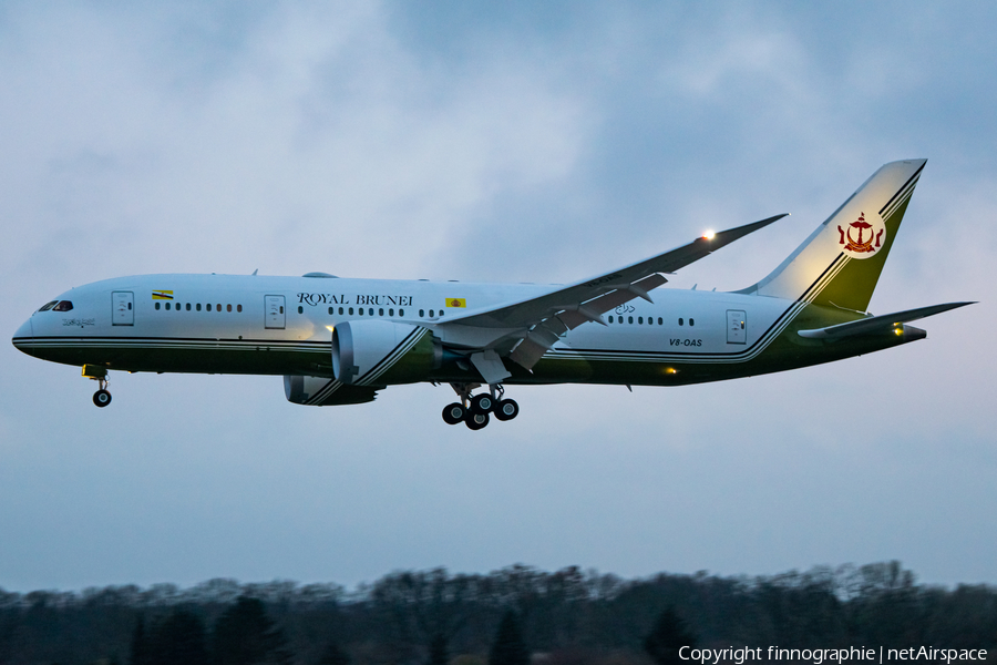 Brunei Sultan's Flight Boeing 787-8(BBJ) (V8-OAS) | Photo 441066