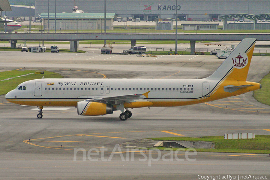 Royal Brunei Airlines Airbus A320-232 (V8-RBT) | Photo 381522