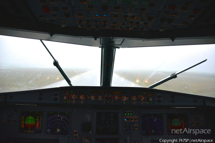 Aviation photo 207681