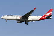 Qantas Airbus A330-202 (VH-EBC) at  Singapore - Changi, Singapore