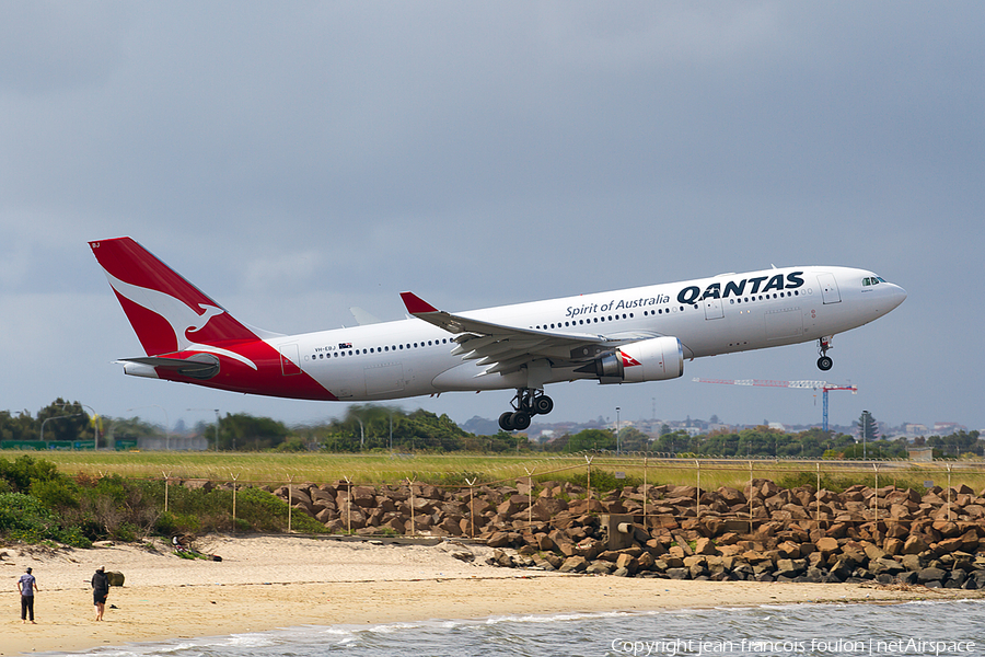 Qantas Airbus A330-202 (VH-EBJ) | Photo 106160