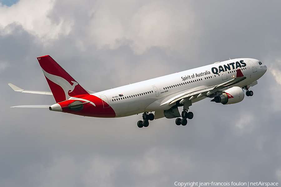 Qantas Airbus A330-202 (VH-EBJ) | Photo 150816