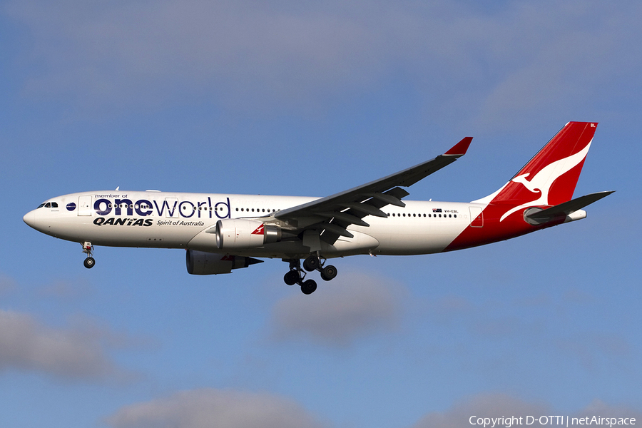Qantas Airbus A330-203 (VH-EBL) | Photo 283656