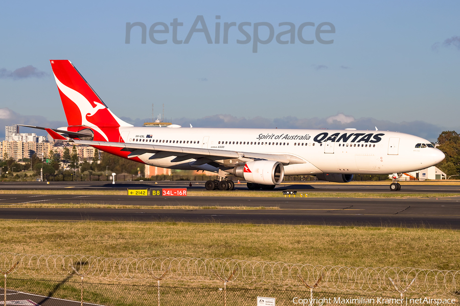 Qantas Airbus A330-203 (VH-EBL) | Photo 390726