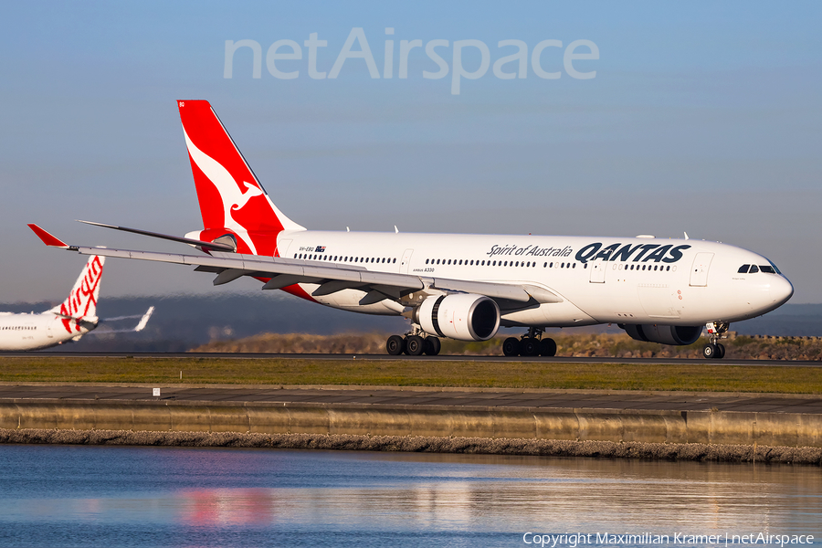 Qantas Airbus A330-202 (VH-EBQ) | Photo 390366