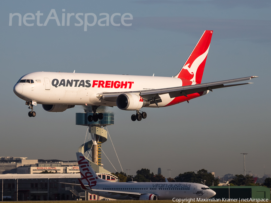 Qantas Freight Boeing 767-381F(ER) (VH-EFR) | Photo 390125