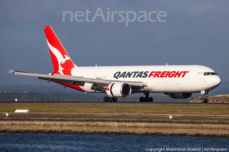 Qantas Freight Boeing 767-381F(ER) (VH-EFR) | Photo 390646