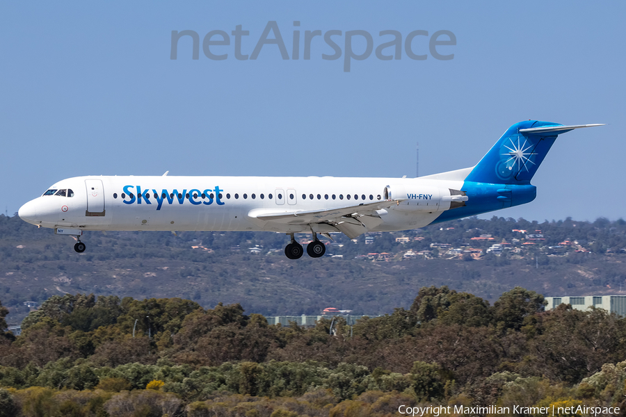 Skywest Airlines (Australia) Fokker 100 (VH-FNY) | Photo 391668