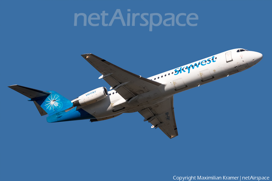 Skywest Airlines (Australia) Fokker 100 (VH-FNY) | Photo 391721