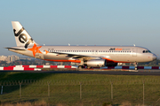 Jetstar Airways Airbus A320-232 (VH-JQX) at  Sydney - Kingsford Smith International, Australia